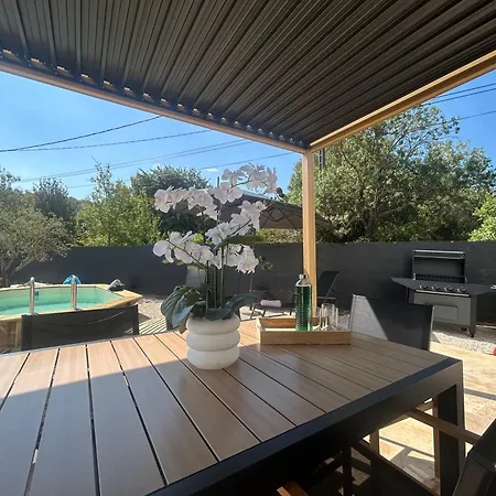 Vila Aniane, Villa, Climatise, Piscine Six Personnes