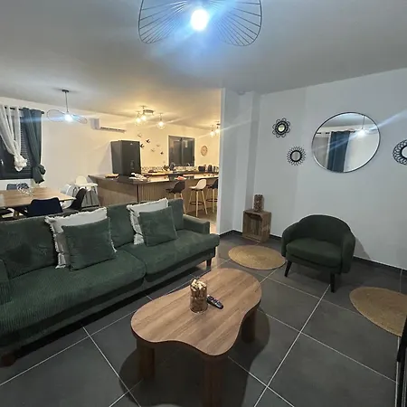 Aniane, Villa, Climatise, Piscine Six Personnes Aniane
